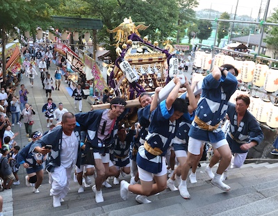 画像宵宮祭の神輿